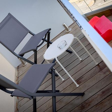 Hotel Mediterranee 卡尔维 外观 照片