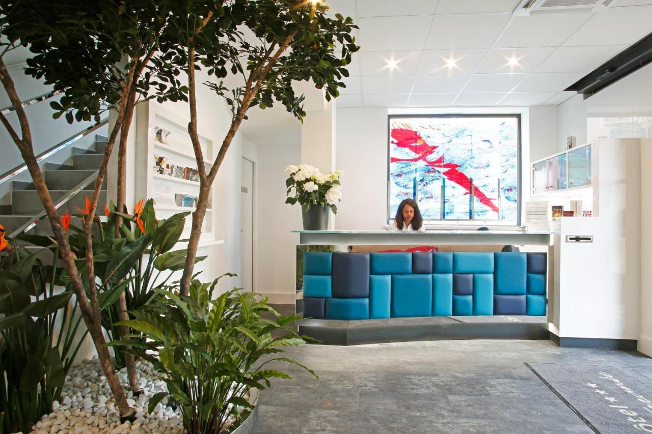 Hotel Mediterranee 卡尔维 外观 照片